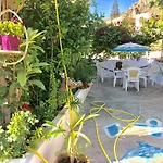 Apartament Pangiotas Pencione